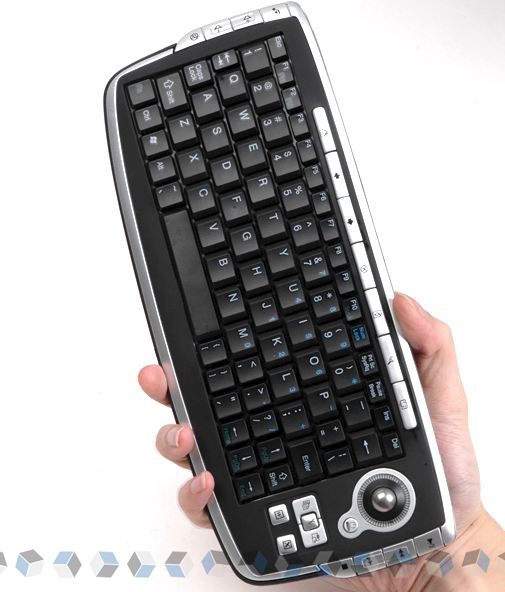 MiniWirelessMediaKeyboard_1.jpg