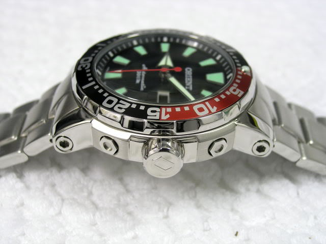 Orient300M_03.jpg
